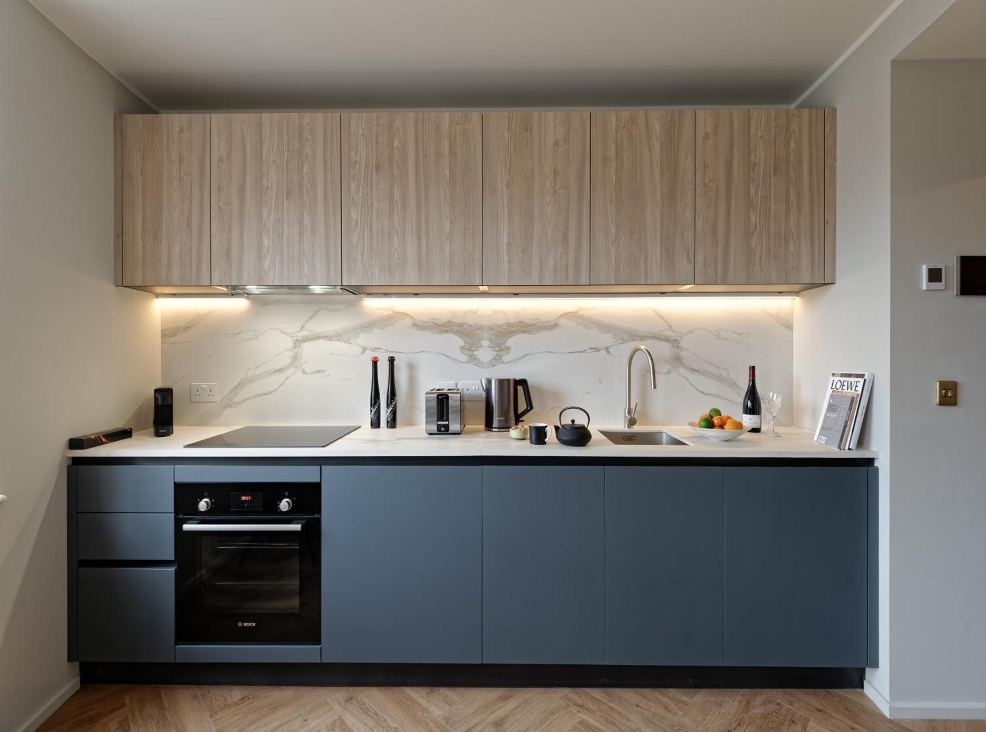 South Kensington By D'montrio London